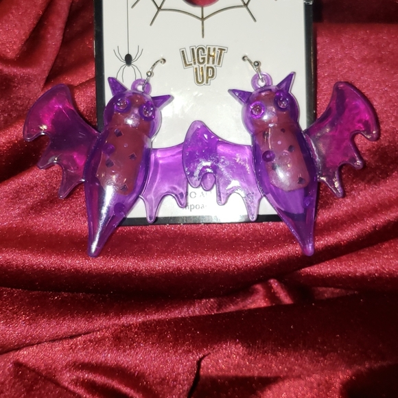 Hot Topic Jewelry - 🦇🔮Light up Bat Earrings🔮🦇